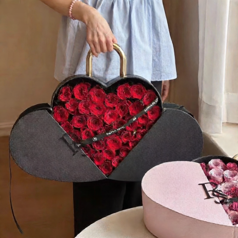 Heart Shape Lockable Gift Box with Handle